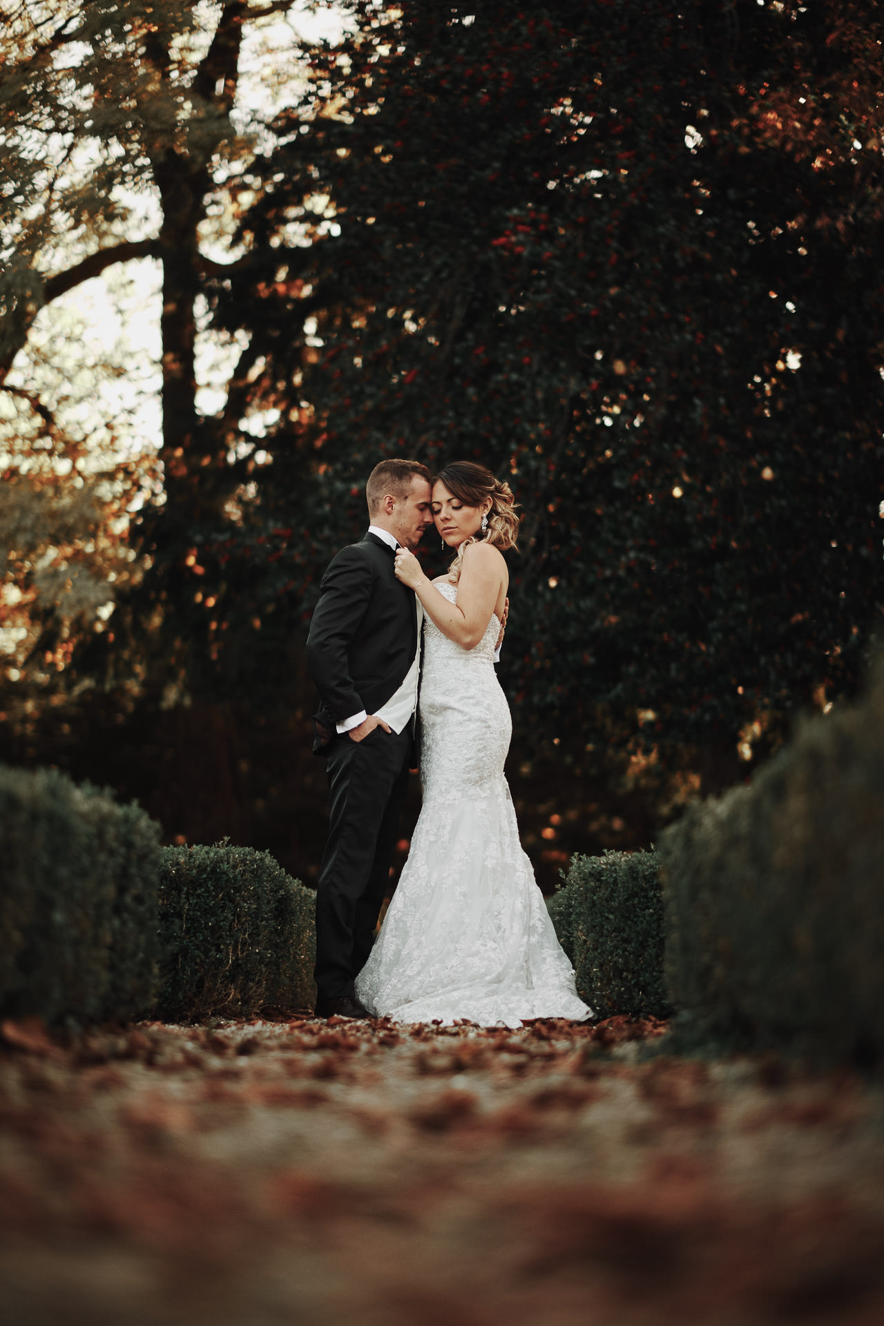 Séance photo de mariage au Domaine des Saints Pères à Chambéry